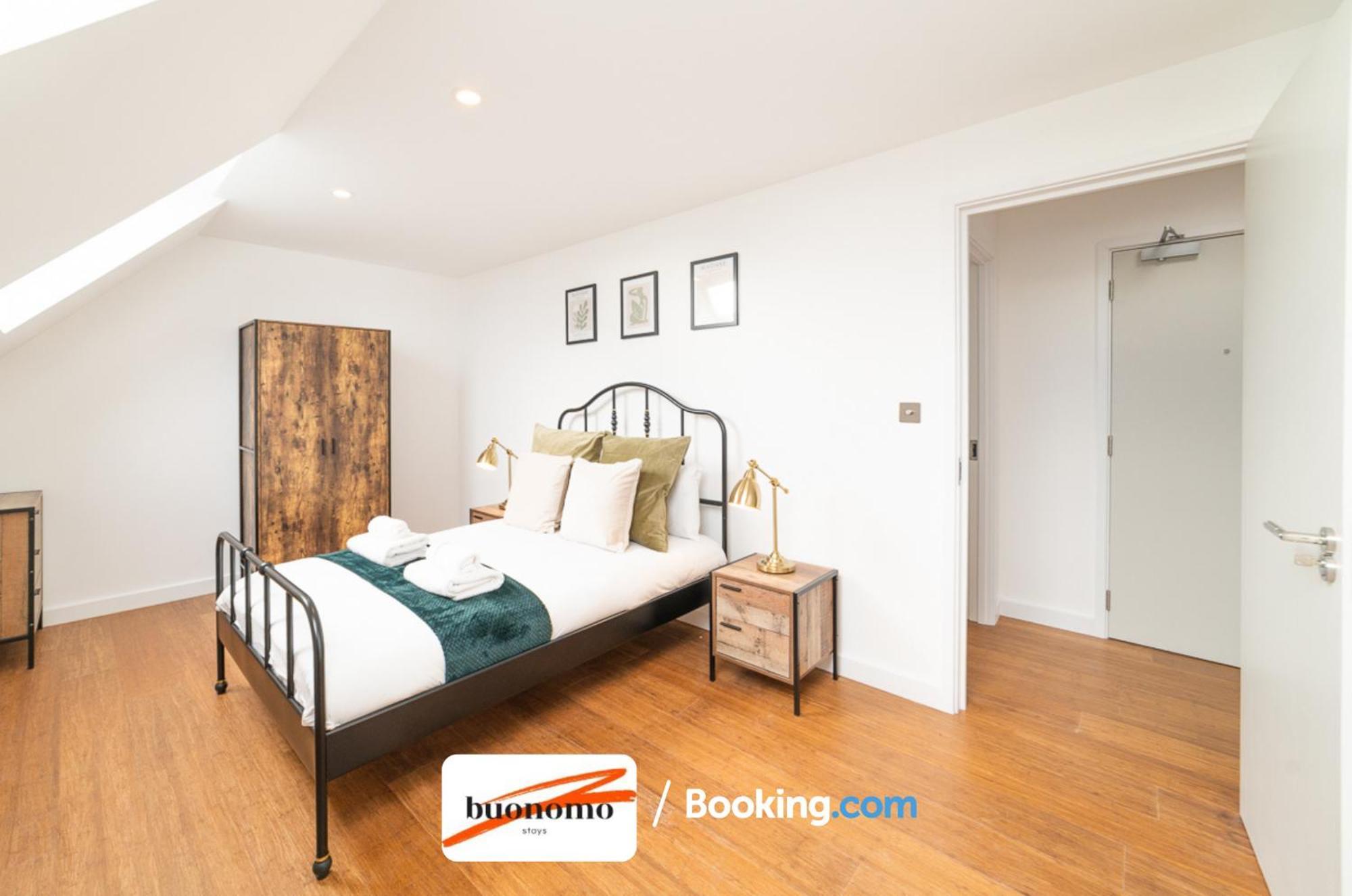 Two Bedroom Apartment At Buonomo Stays Short Lets & Serviced Accommodation Londres Exterior foto