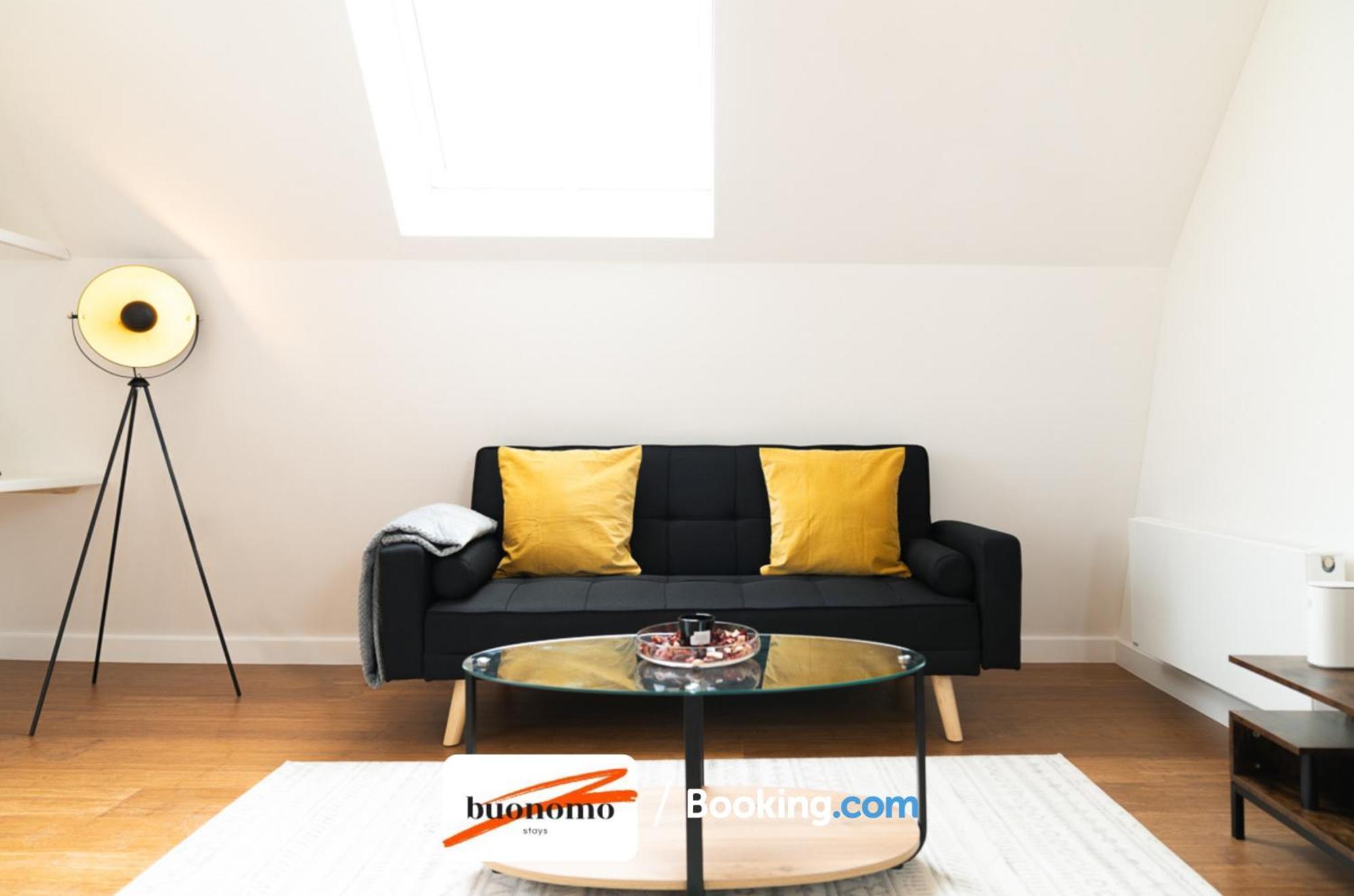 Two Bedroom Apartment At Buonomo Stays Short Lets & Serviced Accommodation Londres Exterior foto